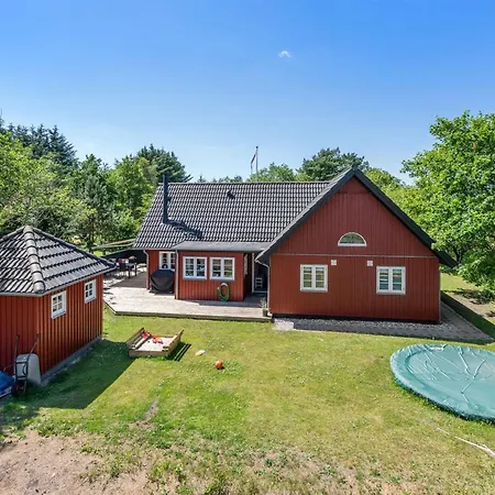 Holiday home Soile *